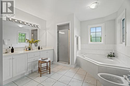 118 Bayview Avenue, Georgina, ON - Indoor Photo Showing Bathroom