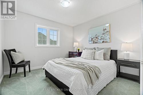 118 Bayview Avenue, Georgina, ON - Indoor Photo Showing Bedroom