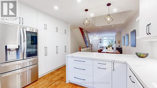 14 St Raymond Heights, Toronto, ON - Indoor Photo Showing Kitchen With Upgraded Kitchen