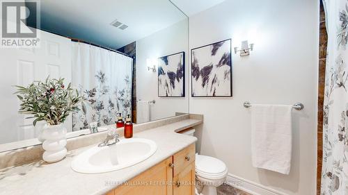 14 St Raymond Heights, Toronto, ON - Indoor Photo Showing Bathroom