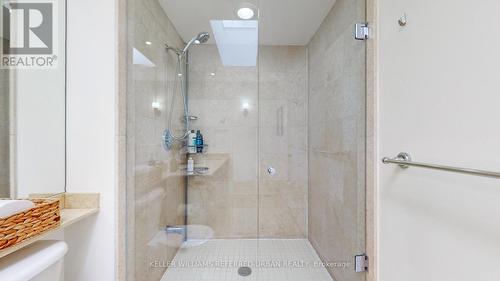 14 St Raymond Heights, Toronto, ON - Indoor Photo Showing Bathroom