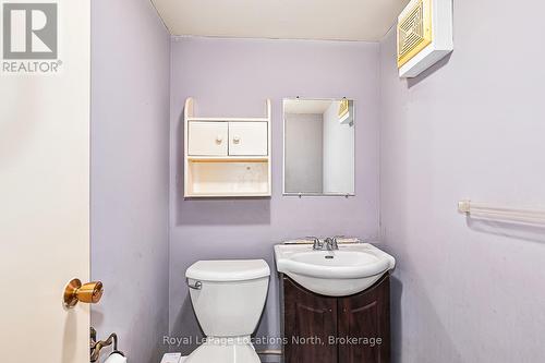 32 - 592 Tenth Street, Collingwood, ON - Indoor Photo Showing Bathroom