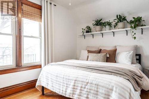 90 St George Street, Kitchener, ON - Indoor Photo Showing Bedroom