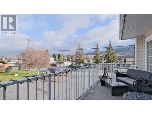 3145 Wilson Street Unit# 102, Penticton, BC - Outdoor