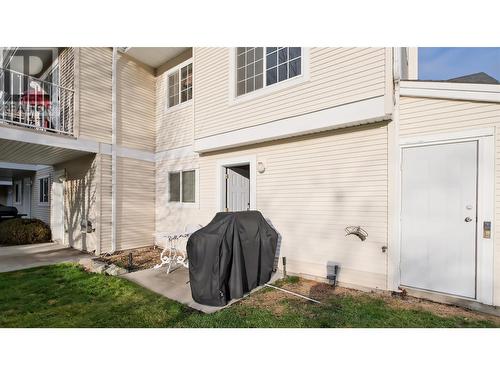 3145 Wilson Street Unit# 102, Penticton, BC - Outdoor