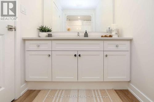 93 Empire Parkway, St. Thomas, ON - Indoor Photo Showing Bathroom