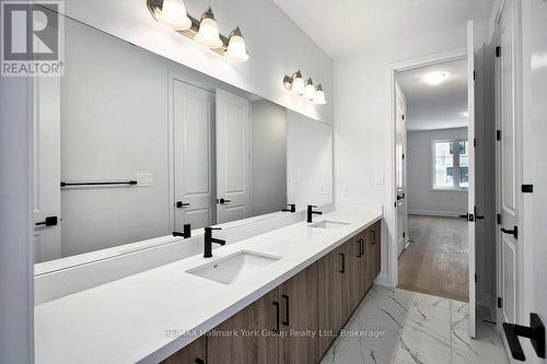 5 - 11 Bay Street, Blue Mountains (Thornbury), ON - Indoor Photo Showing Bathroom