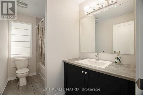 328 Appalachian Circle, Ottawa, ON - Indoor Photo Showing Bathroom