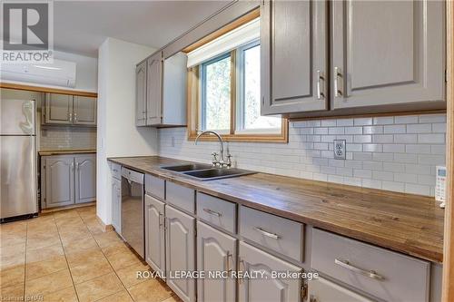 327 South Mill Street, Fort Erie (335 - Ridgeway), ON - Indoor Photo Showing Kitchen With Double Sink