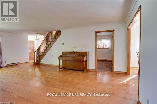 327 South Mill Street, Fort Erie (335 - Ridgeway), ON - Indoor