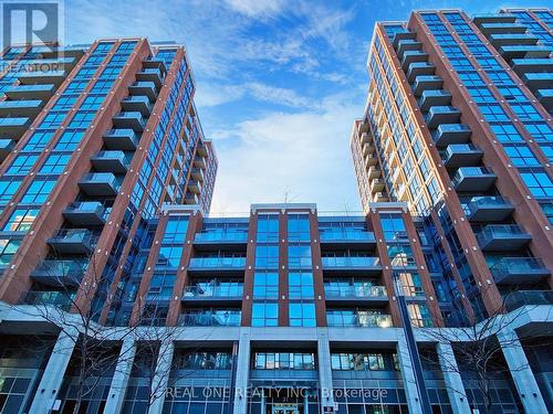 839 - 31 Tippett Road, Toronto, ON - Outdoor With Facade