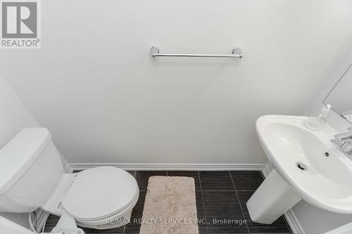 35 Nearco Crescent, Oshawa, ON - Indoor Photo Showing Bathroom