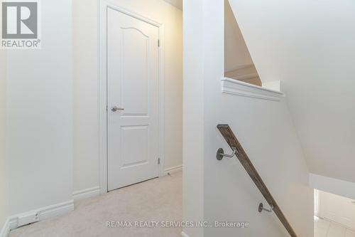 35 Nearco Crescent, Oshawa, ON - Indoor Photo Showing Other Room