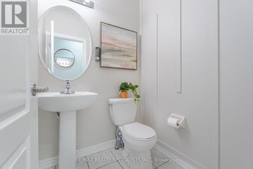 15 Faders Drive, Brampton, ON - Indoor Photo Showing Bathroom