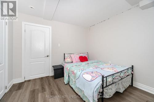 15 Faders Drive, Brampton, ON - Indoor Photo Showing Bedroom