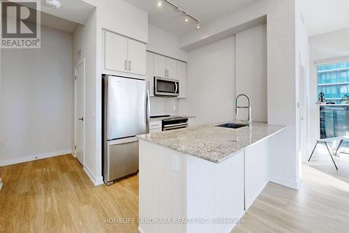 707 - 4085 Parkside Village Drive, Mississauga, ON - Indoor Photo Showing Kitchen With Upgraded Kitchen