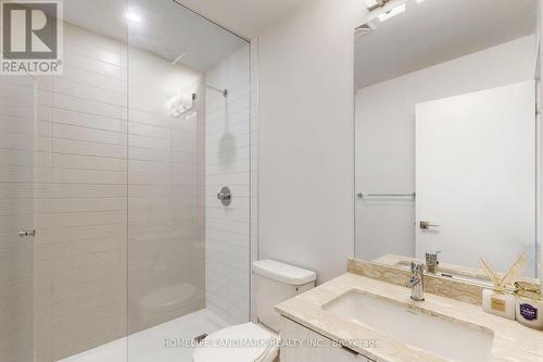 707 - 4085 Parkside Village Drive, Mississauga, ON - Indoor Photo Showing Bathroom