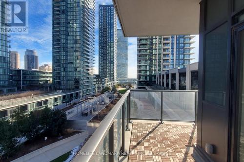 707 - 4085 Parkside Village Drive, Mississauga, ON - Outdoor