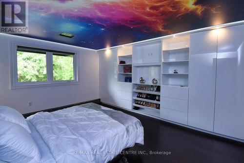 3836 Brookside Drive, West Lincoln, ON - Indoor Photo Showing Bedroom