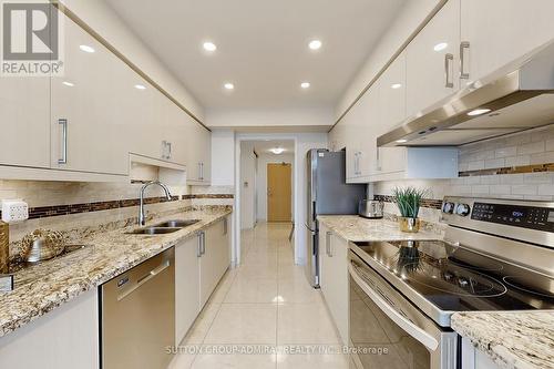 804 - 11 Townsgate Drive, Vaughan, ON - Indoor Photo Showing Kitchen With Double Sink