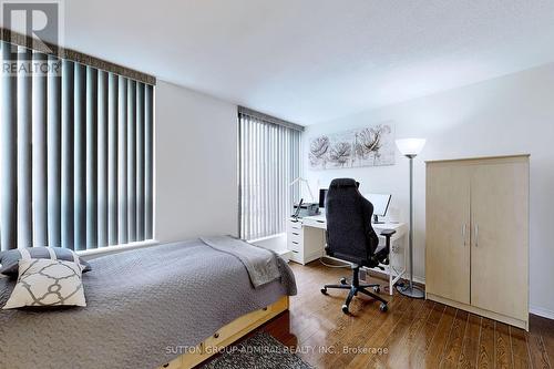 804 - 11 Townsgate Drive, Vaughan, ON - Indoor Photo Showing Bedroom