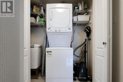 804 - 11 Townsgate Drive, Vaughan, ON - Indoor Photo Showing Laundry Room