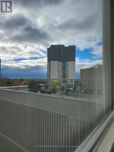 804 - 11 Townsgate Drive, Vaughan, ON - Outdoor With View