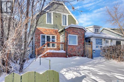 2136 Reynolds Street, Regina, SK - Outdoor With Facade