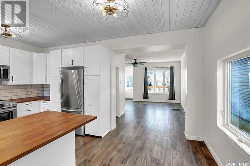 2136 Reynolds Street, Regina, SK - Indoor Photo Showing Kitchen