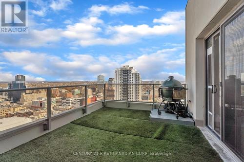 2701/04 - 330 Ridout Street N, London, ON - Outdoor With Balcony With View