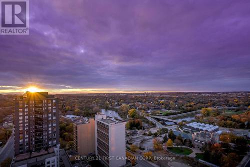 2701/04 - 330 Ridout Street N, London, ON - Outdoor With View