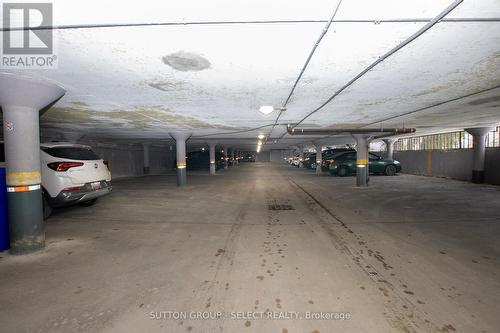 404 - 1255 Commisioners Road W, London, ON - Indoor Photo Showing Garage