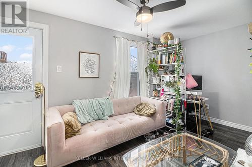 1&2 - 145 Eccles Street, Ottawa, ON - Indoor Photo Showing Living Room