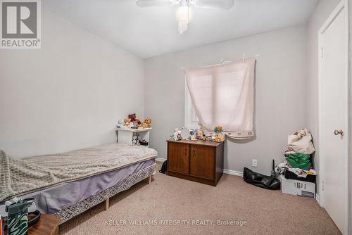 1384 Chatelain Avenue, Ottawa, ON - Indoor Photo Showing Bedroom