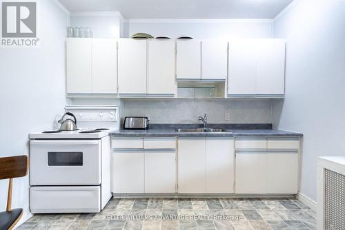 462&464 Sammon Avenue, Toronto, ON - Indoor Photo Showing Kitchen With Double Sink