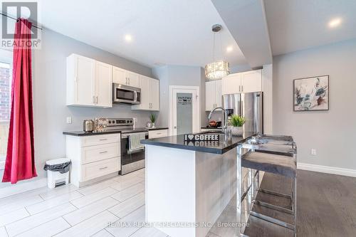 3023 Doyle Drive, London, ON - Indoor Photo Showing Kitchen With Stainless Steel Kitchen With Upgraded Kitchen