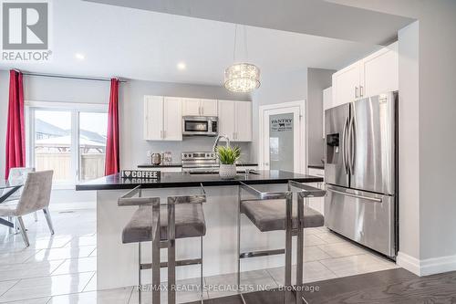 3023 Doyle Drive, London, ON - Indoor Photo Showing Kitchen With Stainless Steel Kitchen With Upgraded Kitchen