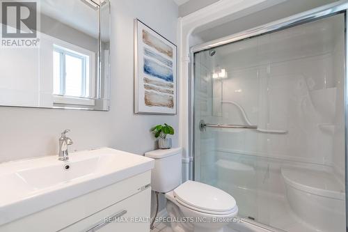 3023 Doyle Drive, London, ON - Indoor Photo Showing Bathroom