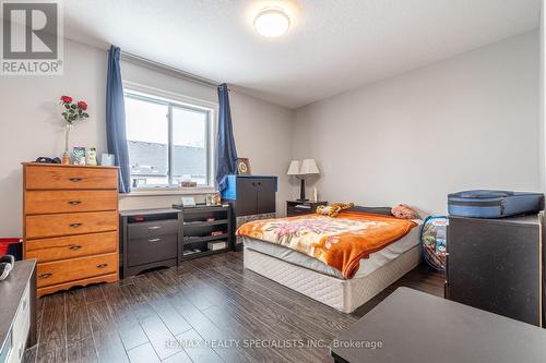 3023 Doyle Drive, London, ON - Indoor Photo Showing Bedroom