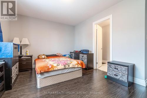 3023 Doyle Drive, London, ON - Indoor Photo Showing Bedroom