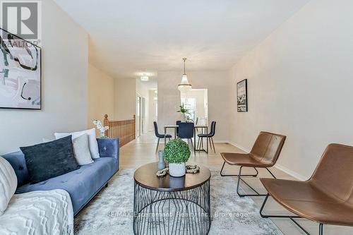 34 - 20 Kitty Murray Lane, Hamilton (Meadowlands), ON - Indoor Photo Showing Living Room