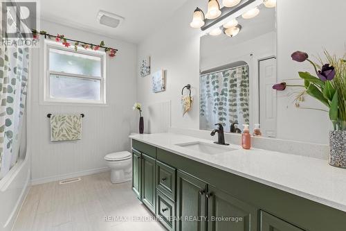 550 Albany Street, Fort Erie (333 - Lakeshore), ON - Indoor Photo Showing Bathroom