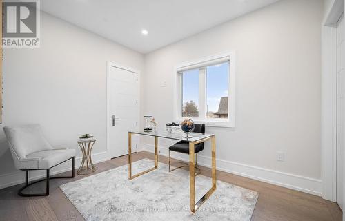 32 Florence Avenue, Toronto, ON - Indoor Photo Showing Office