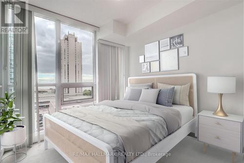 1209 - 18 Harbour Street, Toronto, ON - Indoor Photo Showing Bedroom