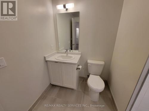 62 Sky Harbour Drive, Brampton, ON - Indoor Photo Showing Bathroom