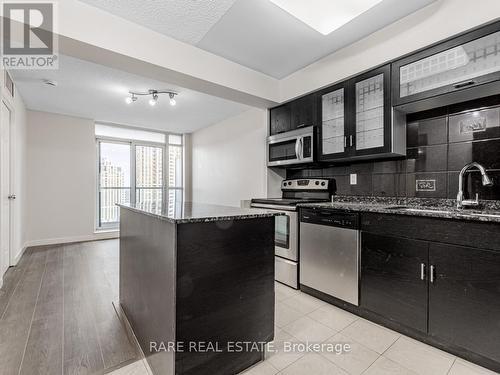 1711 - 30 Harrison Garden Boulevard S, Toronto, ON - Indoor Photo Showing Kitchen With Upgraded Kitchen