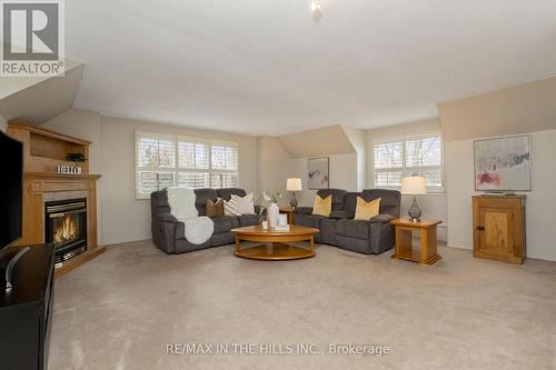 936 Dormer Street, Mississauga, ON - Indoor Photo Showing Living Room With Fireplace