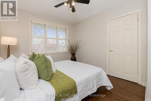 936 Dormer Street, Mississauga, ON - Indoor Photo Showing Bedroom