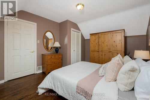 936 Dormer Street, Mississauga, ON - Indoor Photo Showing Bedroom