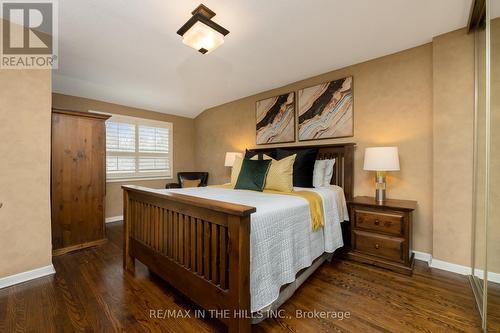 936 Dormer Street, Mississauga, ON - Indoor Photo Showing Bedroom